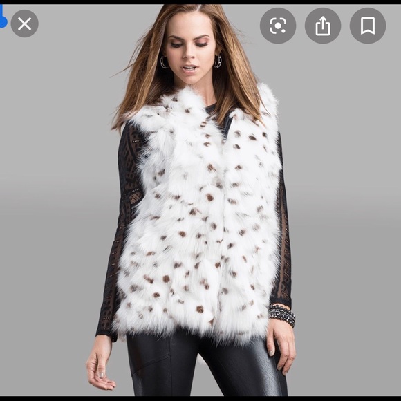Gorski Jackets & Blazers - NWT Gorski Shadow Fox Fur Vest